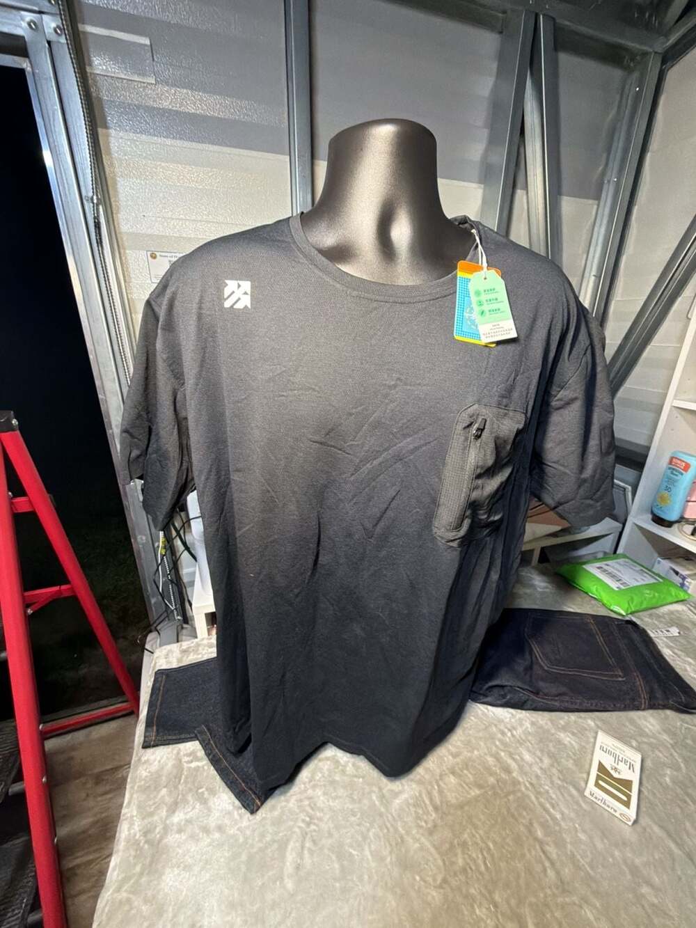 Mens Black Quick-Dry Sports T-Shirt With Chest Pocket And UV Protection